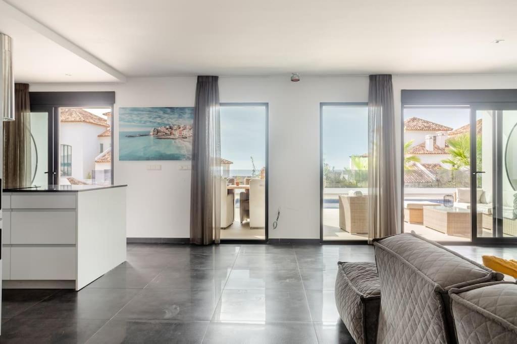 Villa In Finestrat Eksteriør billede